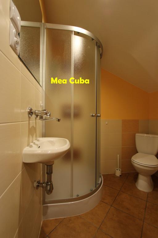 Domek Podrozniczy Lodź Ruang foto