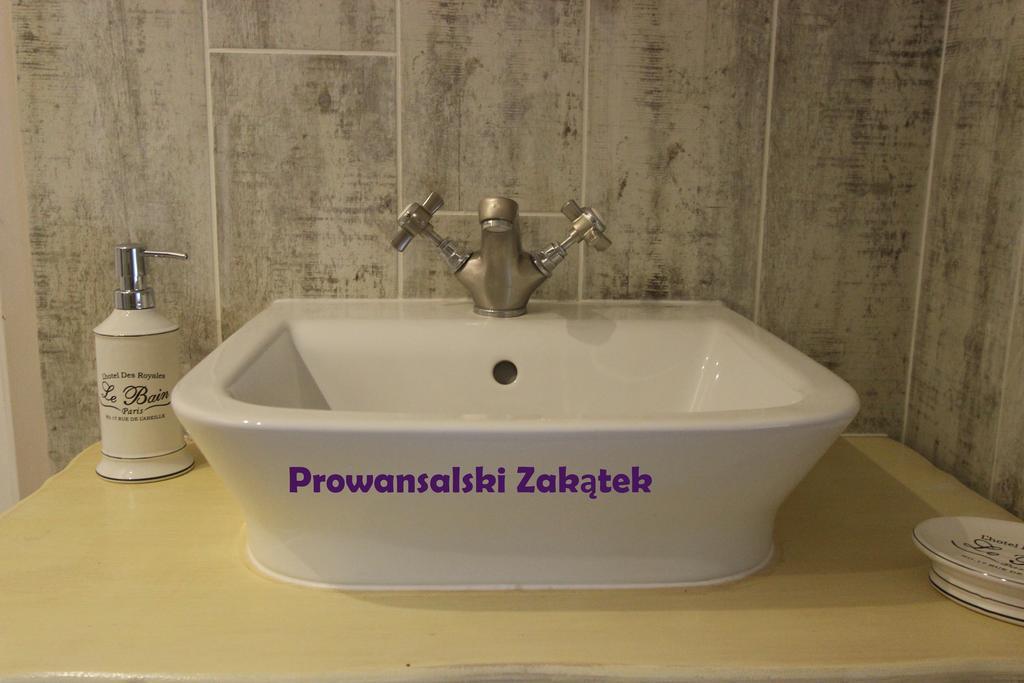 Domek Podrozniczy Lodź Ruang foto
