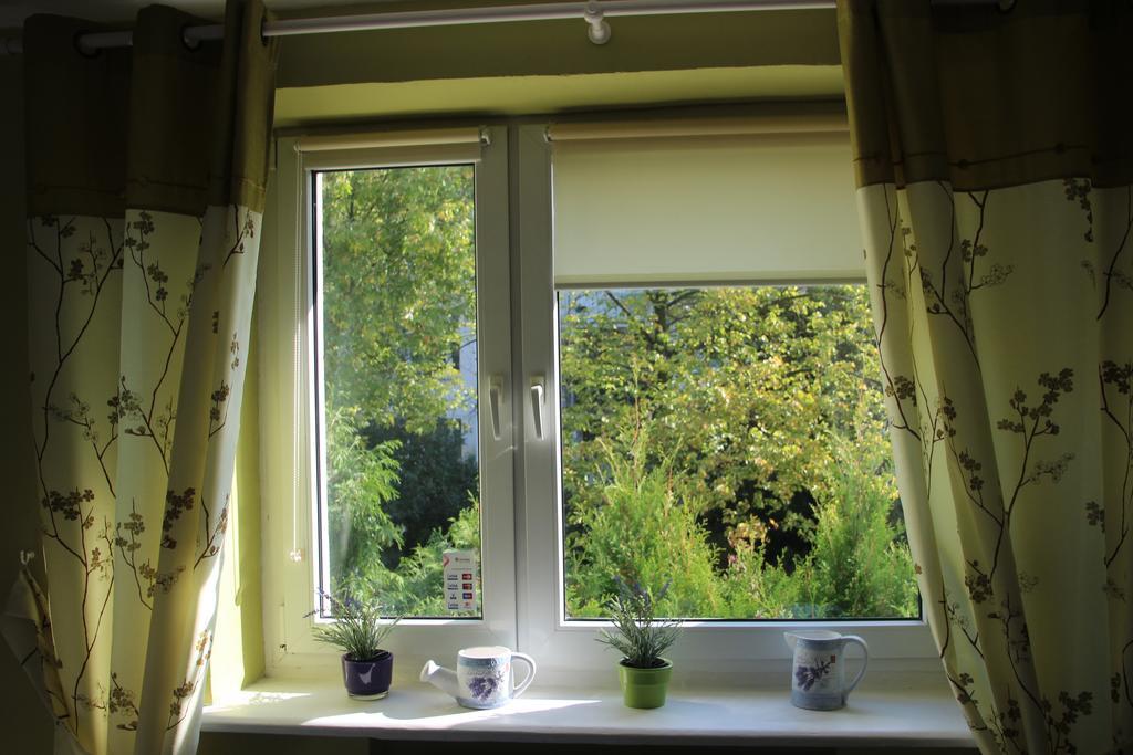 Domek Podrozniczy Lodź Bagian luar foto